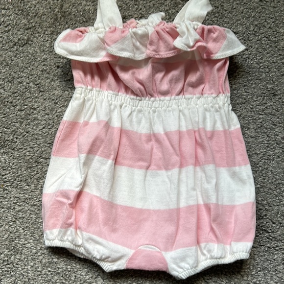 Pink and white Ralph Lauren romper - Picture 4 of 4